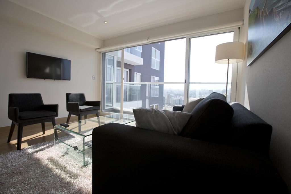 Urbano Apartments Miraflores Pardo ليما الغرفة الصورة