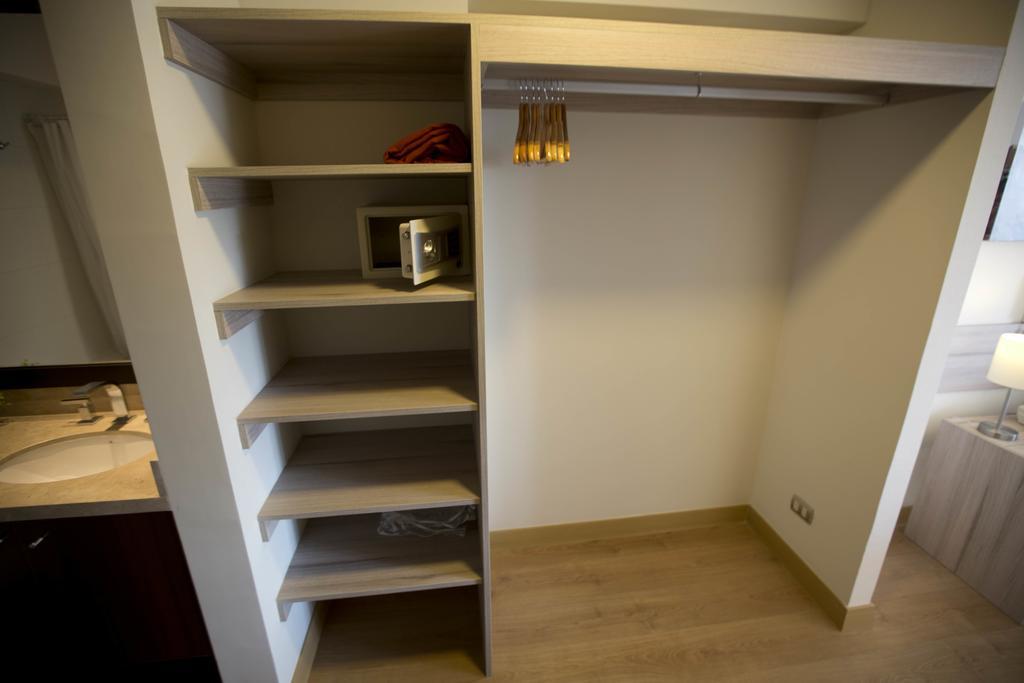 Urbano Apartments Miraflores Pardo ليما الغرفة الصورة
